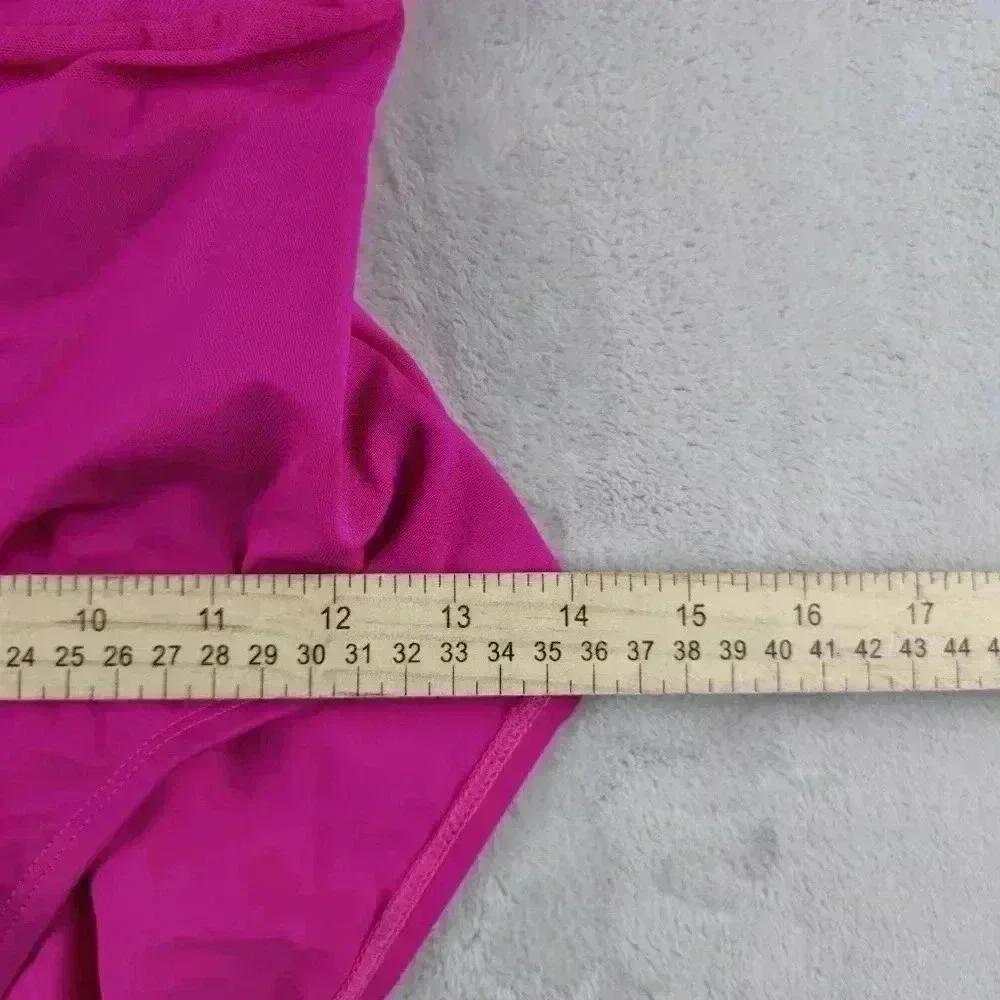NWT Nike Swimsuit One Piece Women Med Pink Racerback MRSP 100$